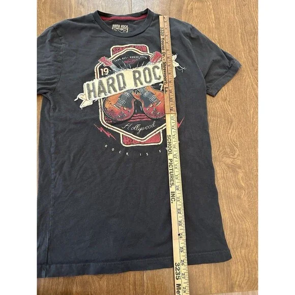 Hard Rock T-shirt Men’s S Charcoal Atlantic City Love All Serve All Rock Is Free - Picture 4 of 8